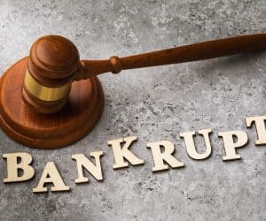 Gavel and block with a bankruptcy written below